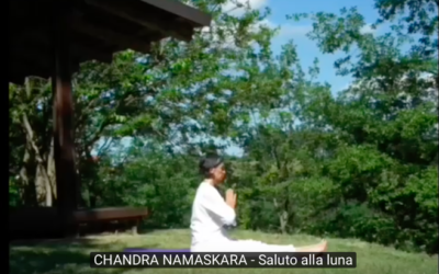 Chandra Namaskara – Il saluto alla luna